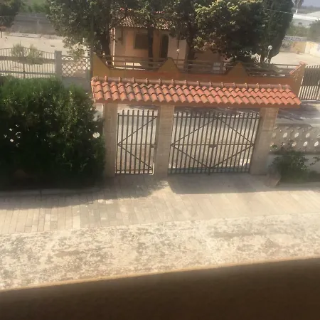 Trifoglio Nyaraló Torricella